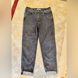 Levi’s Mom Jeans Womens 28 Black Gray High Rise Button Fly Raw Hem